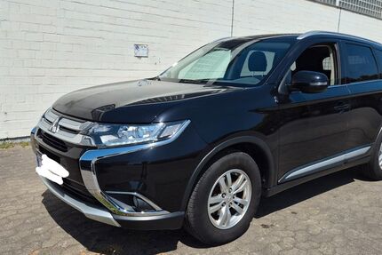 Mitsubishi Outlander 157.000 km 8.999 &euro; Kelkheim ( Taunus ) 65779
