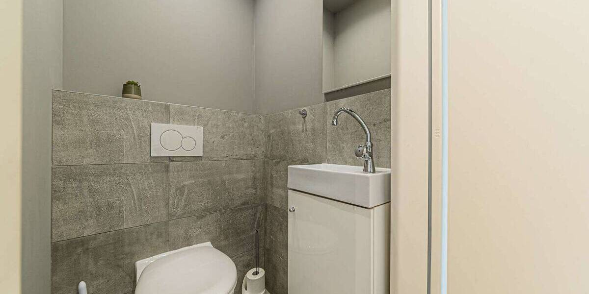 Etagenwohnung Frankfurt am Main Westend-Süd - 3 Zimmer, 92 m&sup2;, 3.850&euro; | Angebot:26289453