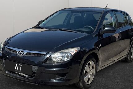 Hyundai i30 124.412 km 2.990 &euro; Frankfurt am Main 65933