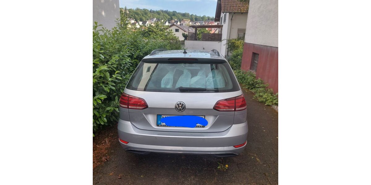 VW Golf 92.000 km 15.500 &euro; Schöneck 61137