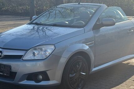 Opel Tigra 162.000 km 2.497 &euro; Rüsselsheim 65428
