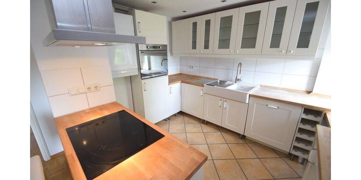 Gemütliche Dachgeschosswohnung in begehrter Lage 2 zimmer