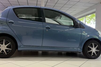 Toyota Aygo (X) 145.700 km 2.699 &euro; NEU ISENBURG 63263