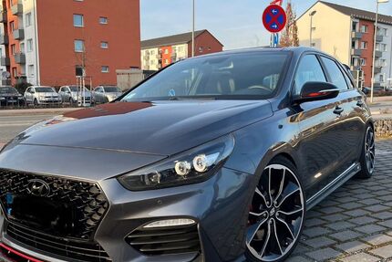 Hyundai i30 94.000 km 21.200 &euro; Frankfurt am Main 60528