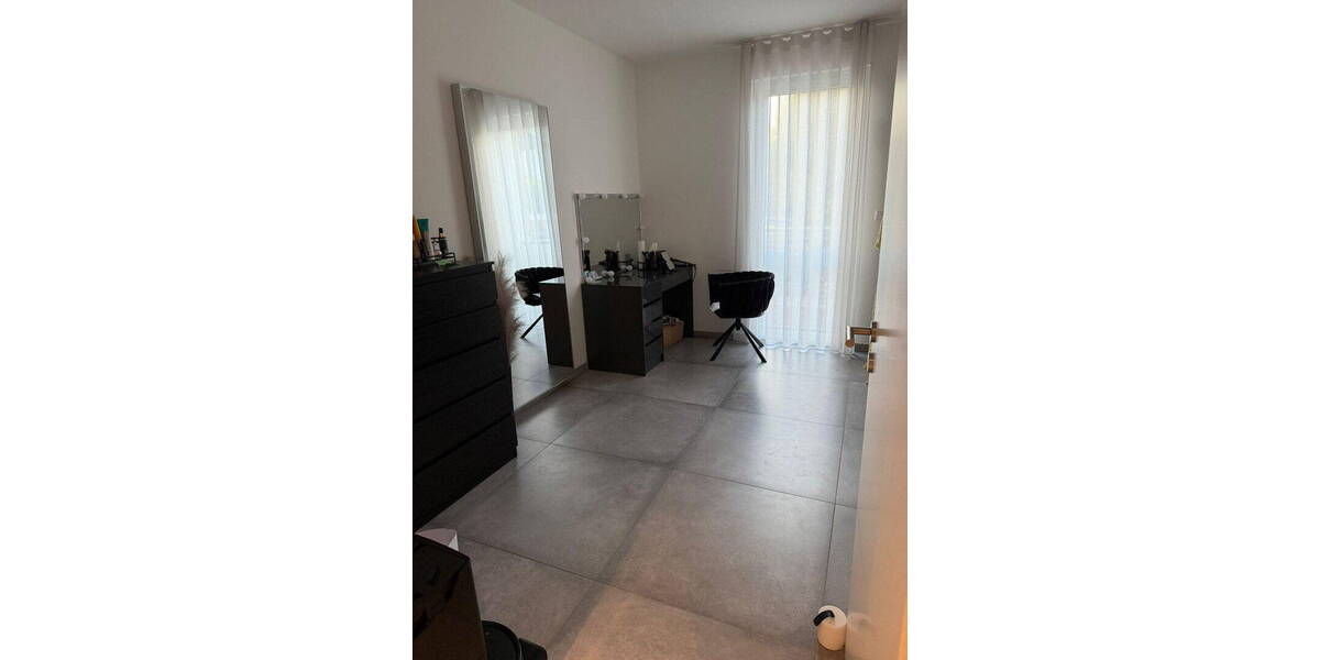 Etagenwohnung Erlensee Langendiebach - 4 Zimmer, 97 m&sup2;, 1.450&euro; | Angebot:26867383