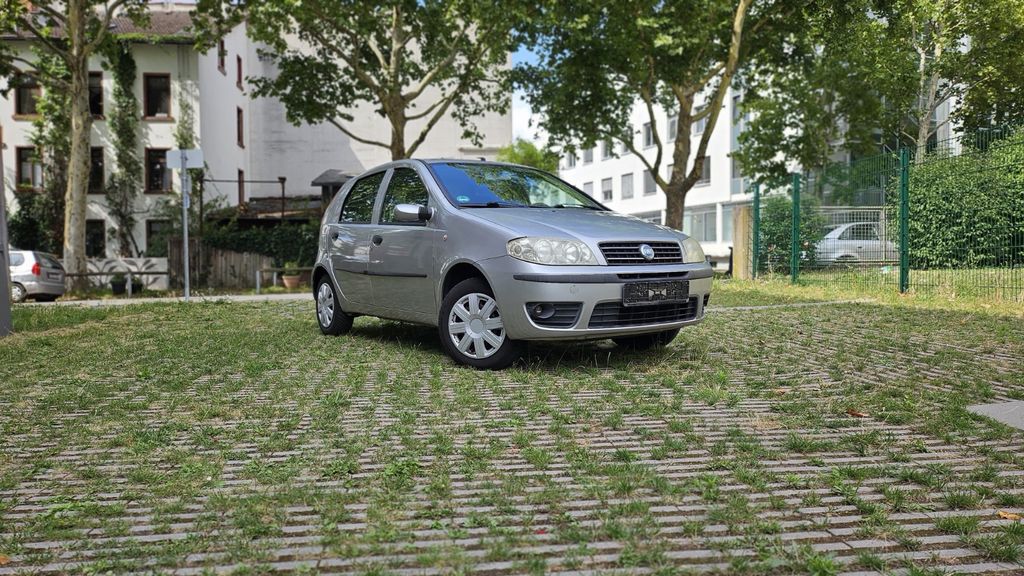 Fiat Punto 144.000 km 1.450 &euro; Darmstadt 64287