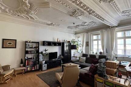 CO-City Markt ** attraktive 3,5 Zi mit Charm ** ab August ** STUCK **