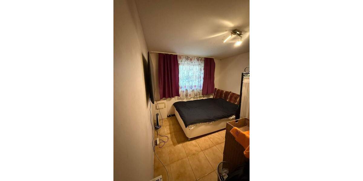 Attraktive Souterrainwohnung mit praktischen Schnitt 3 zimmer