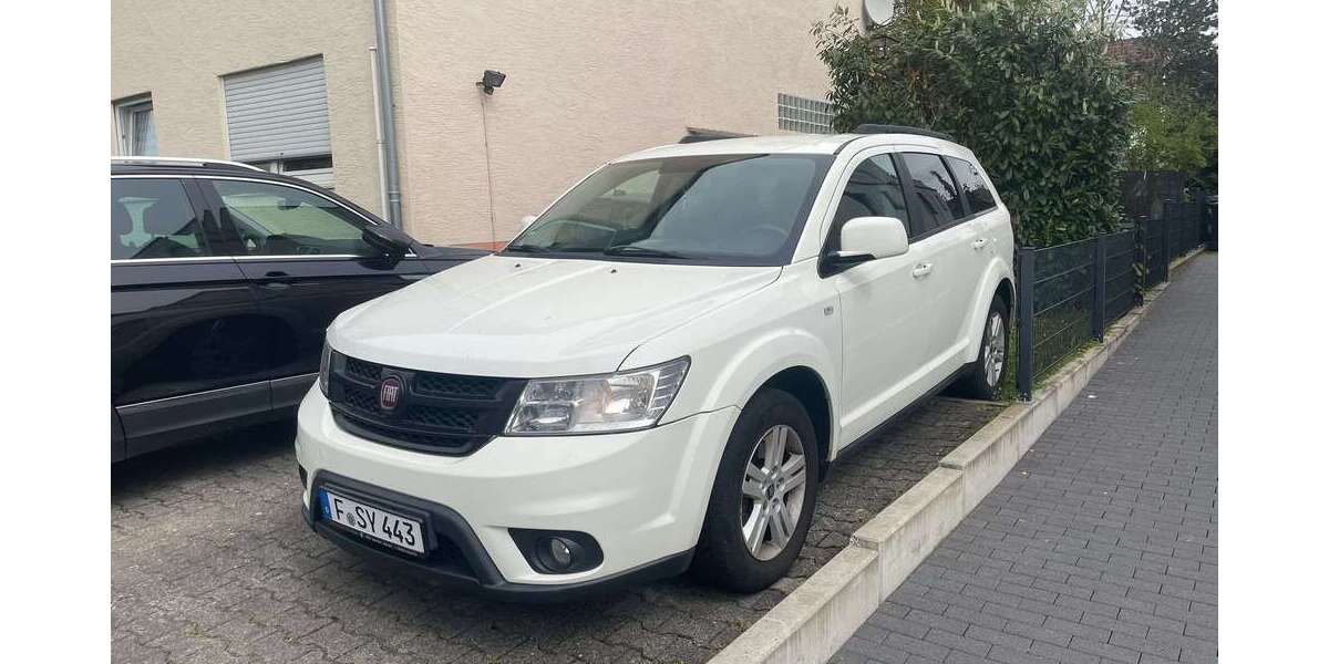 Fiat Freemont 261.000 km 4.300 &euro; Frankfurt am Main, Stadt 65929