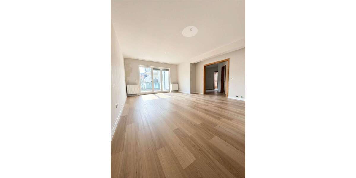 Etagenwohnung Rüsselsheim am Main - 4 Zimmer, 123 m&sup2;, 365.000&euro; | Angebot:26147475