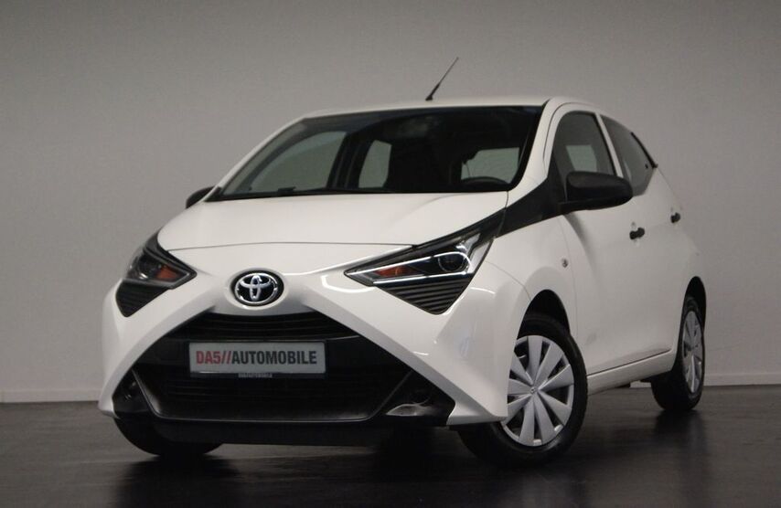Toyota Aygo (X) 94.000 km 7.900 € Darmstadt 64293