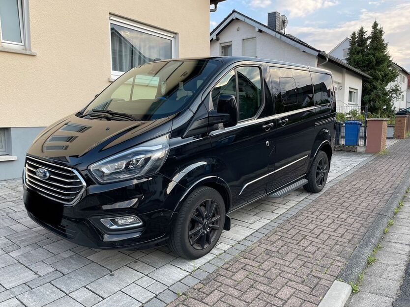 Ford Tourneo Custom 78.000 km 33.699 € Freigericht 63579
