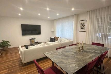 Hochwertig modernisierte 3-Zimmer-Hochparterrewohnung mit Balkon 3 zimmer