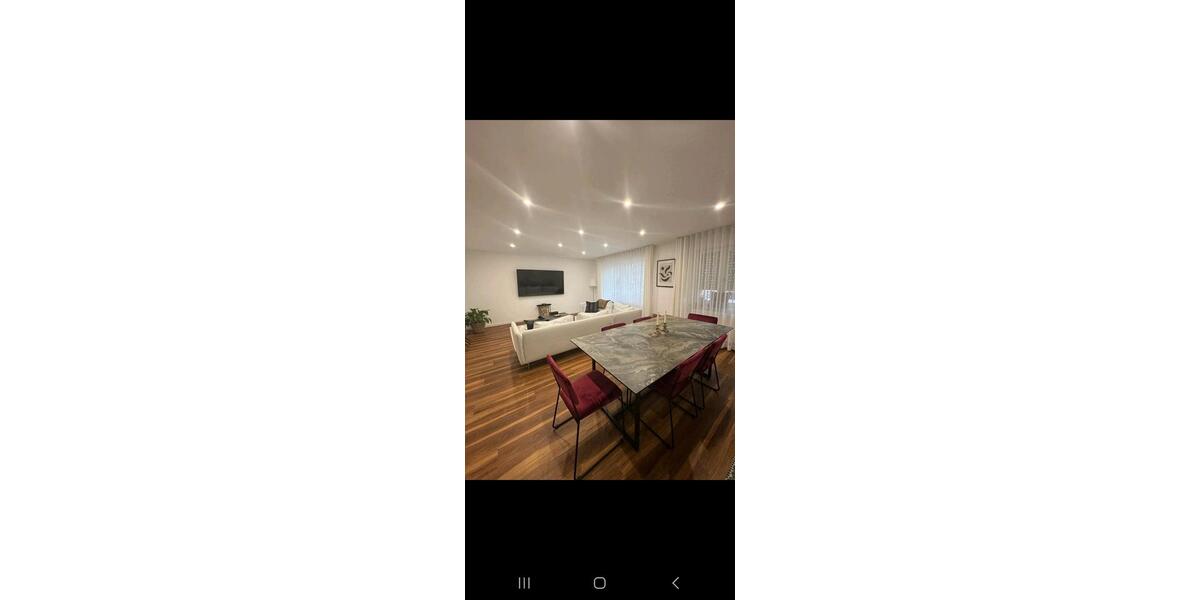 Hochwertig modernisierte 3-Zimmer-Hochparterrewohnung mit Balkon 3 zimmer