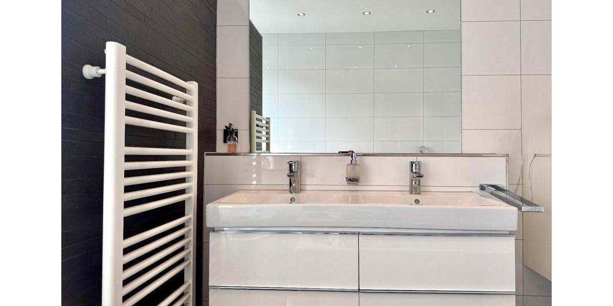 Dachgeschoßwohnung Bad Vilbel - 3 Zimmer, 144 m&sup2;, 830.000&euro; | Angebot:26864566