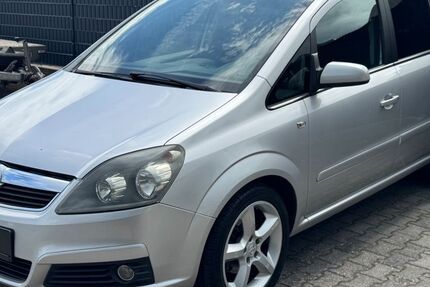 Opel Zafira 113.700 km 4.900 &euro; Rüsselsheim 65428