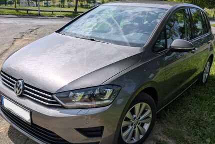 VW Golf Sportsvan 94.600 km 9.900 € Schmitten-Oberreifenberg 61389