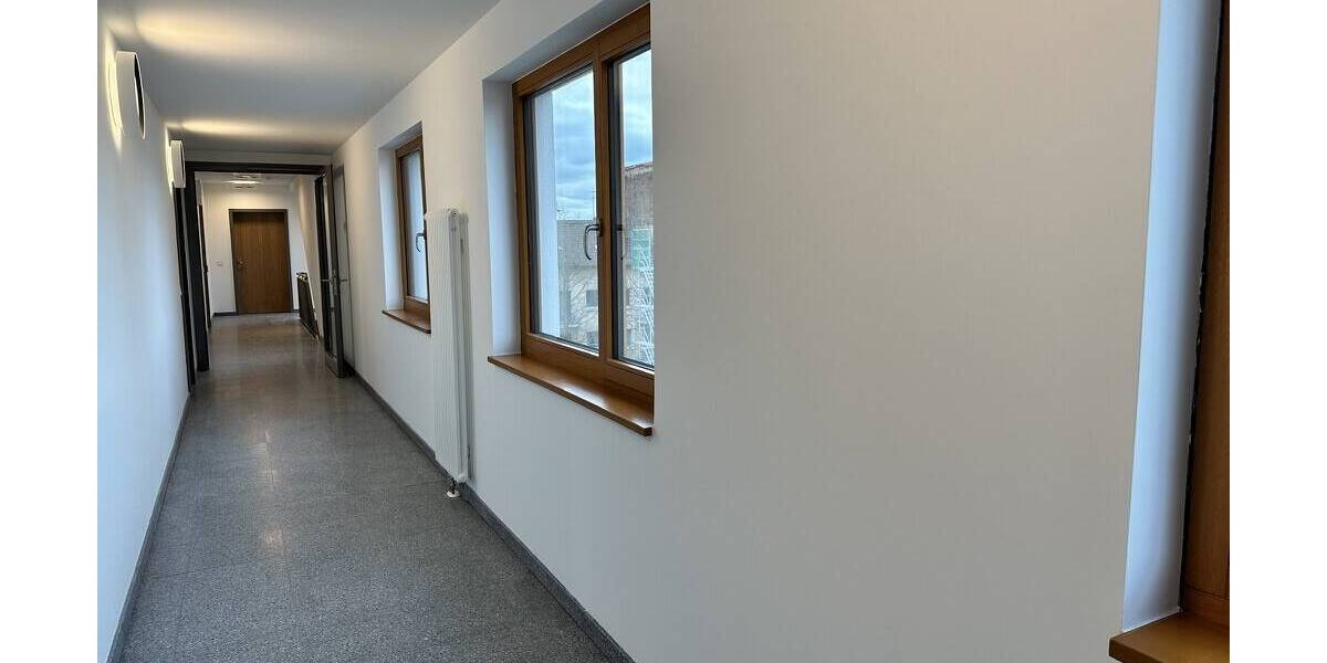 Etagenwohnung Frankfurt am Main Gallus - 2 Zimmer, 64 m&sup2;, 1.270&euro; | Angebot:26672450