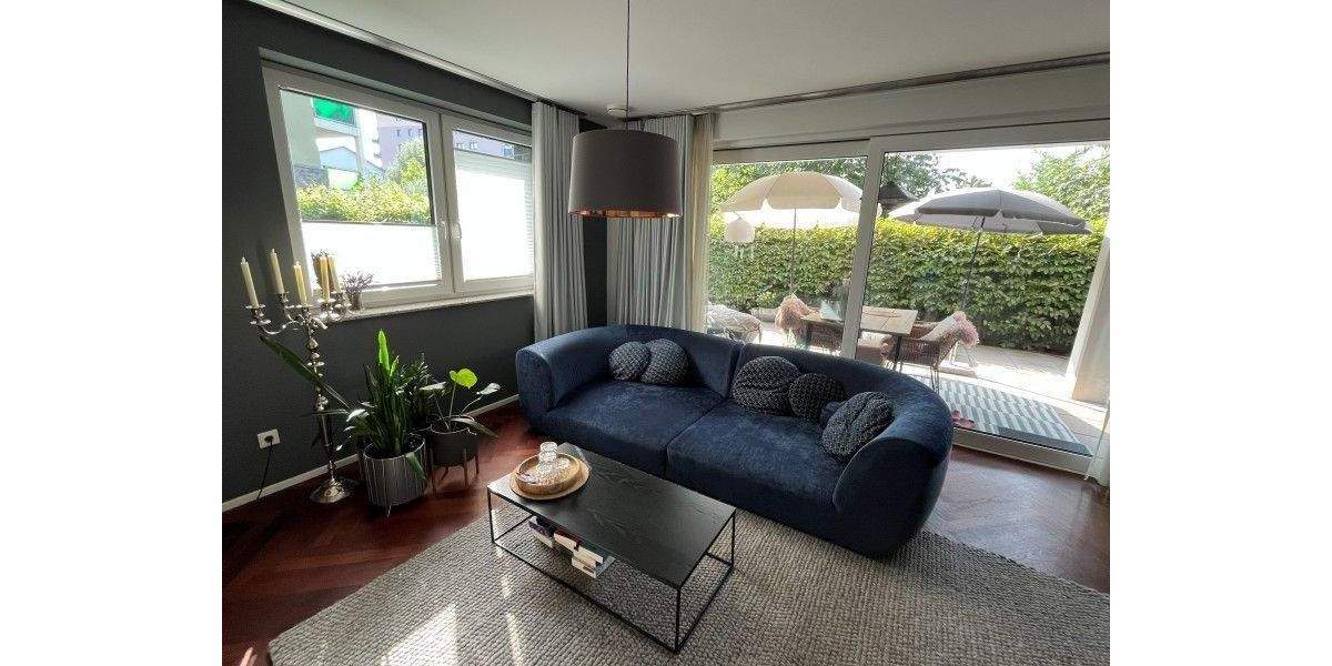 Seniorengerechte 3-Zi-ETW mit Designermöbeln und eigenem Garten! 3 zimmer