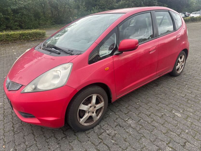 Honda Jazz 187.000 km 2.490 € Hanau 63452