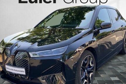 BMW iX 16.448 km 46.999 &euro; Frankfurt 60314