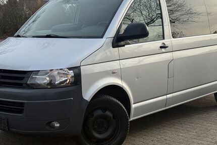 VW T5 Transporter 236.000 km 9.298 &euro; Rüsselsheim 65428