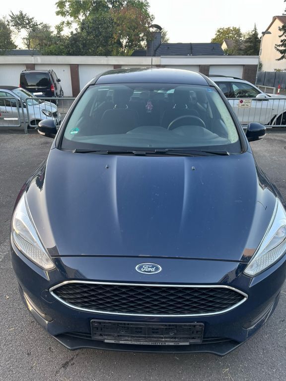 Ford Focus 72.000 km 6.300 € Neu Isenburg 63263