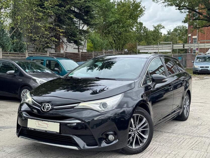 Toyota Avensis 207.000 km 8.999 € Frankfurt am Main 60386