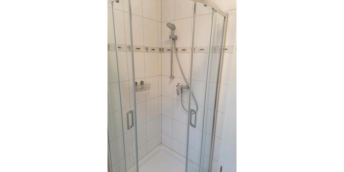 Besondere Immobilie mit zeitloser Architektur in ruhiger Lage 4 zimmer