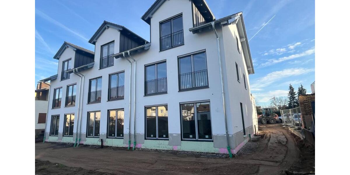 Attraktives Neubau-Reihenmittelhaus mit großem Garten in Bestlage 8 zimmer