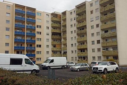 2 Zimmer Wohnung mit Balkon Hanau - Kesselstadt zimmer