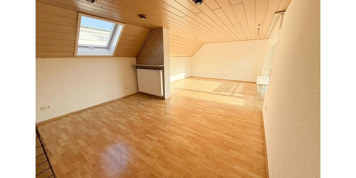 Dachgeschoßwohnung Mühlheim am Main - 3 Zimmer, 88 m&sup2;, 1.100&euro; | Angebot:26179818