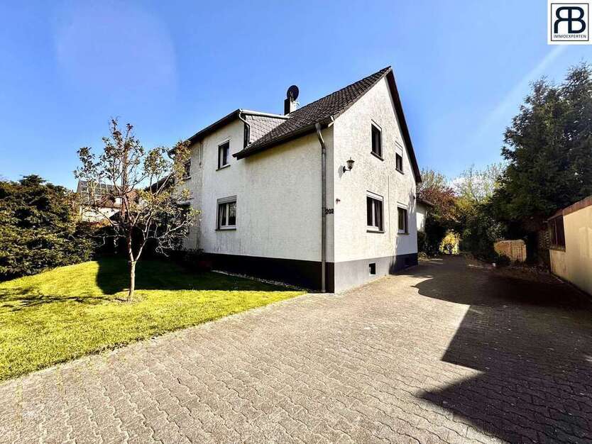 Haus zum Kaufen in Frankfurt am Main 475.000 € 180 m²
