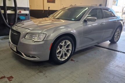 Chrysler 300C 96.488 km 21.300 &euro; Frankfurt 60487