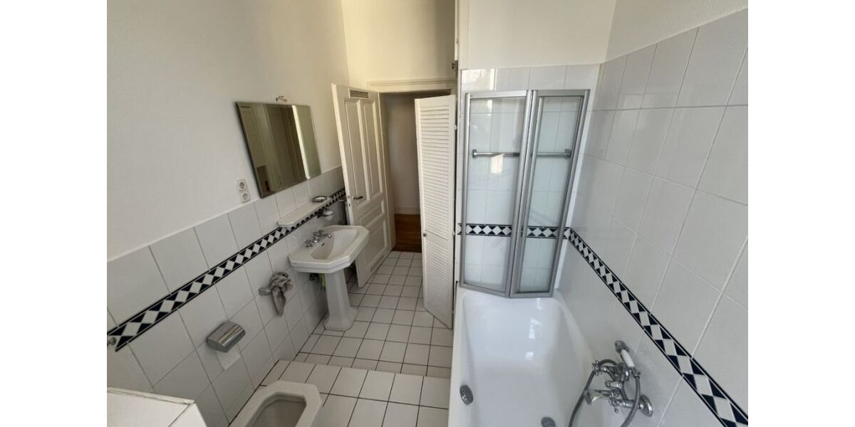 Großzügige Wohnung in Bockenheim - Etagenwohnung Frankfurt Bockenheim | Angebot:27209633