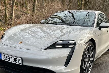 Porsche Taycan 32.200 km 58.850 &euro; Königstein 61462