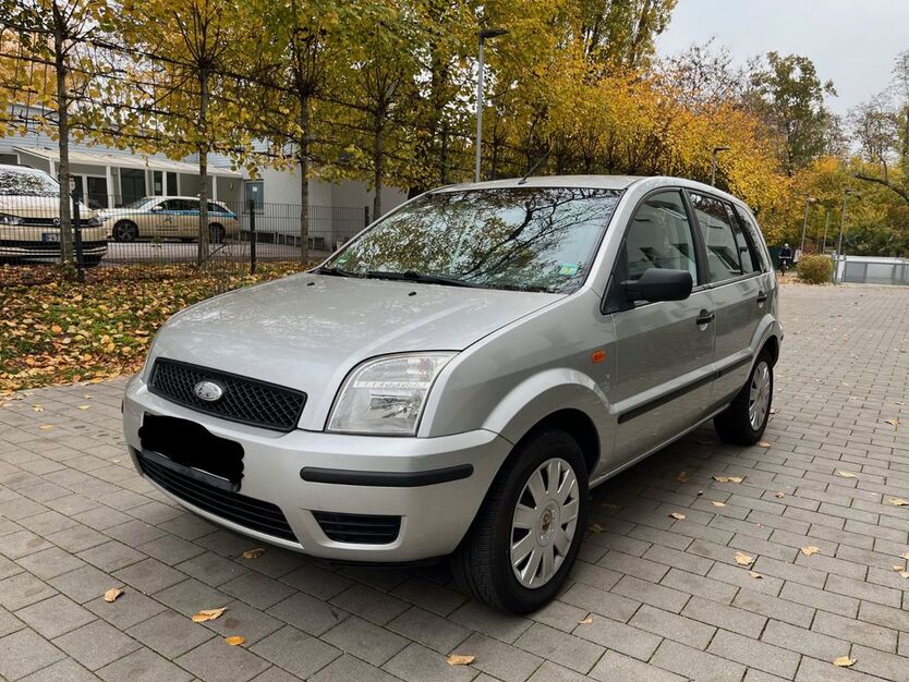 Ford Fusion 138.000 km 2.900 € Frankfurt am Main 60528