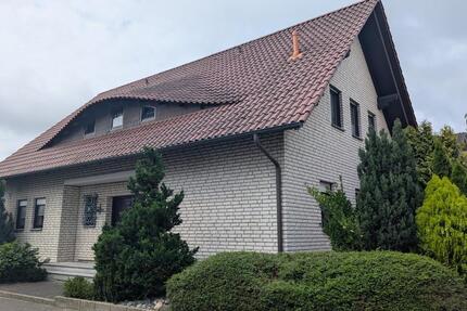 Einfamilienhaus mit Mietwohnung und FremdenZimmer in Paderborn