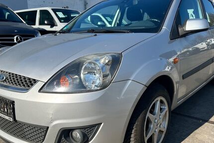 Ford Fiesta 285.712 km 800 &euro; Hattersheim 65795