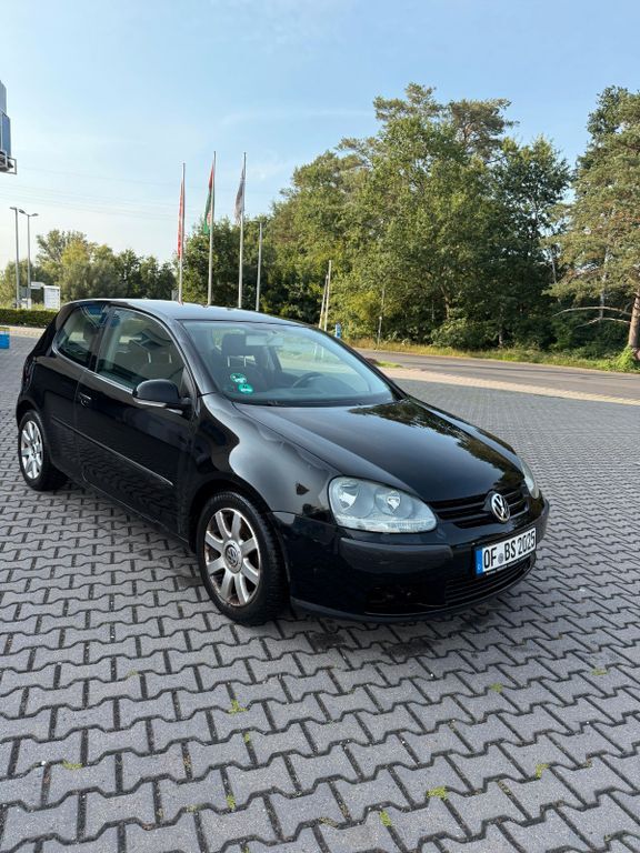 VW Golf 208.000 km 1.500 € Obertshausen 63179