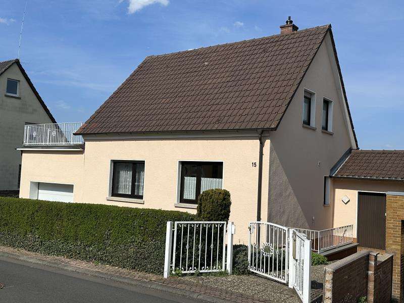 Haus zum Kaufen in Bad Vilbel 820.000 € 137.8 m²