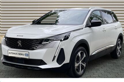 Peugeot 5008 27.921 km 27.580 € Rüsselsheim 65428