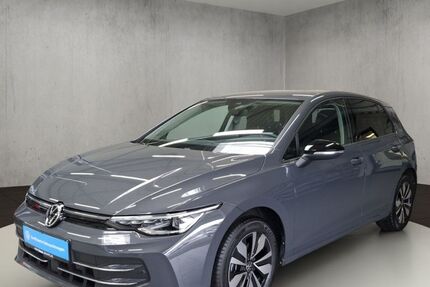 VW Golf 16.900 km 23.800 € Aschaffenburg 63739