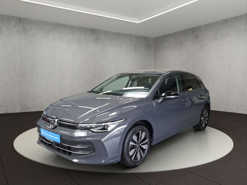 VW Golf 16.900 km 23.800 € Aschaffenburg 63739