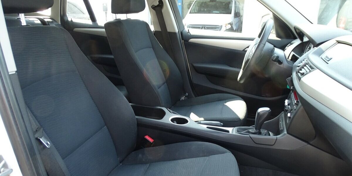 BMW X1 1.8l i sDrive, Steptronic, Sitzheizung, PDC hin 154.921 km 8.790 &euro; Rodgau 63110