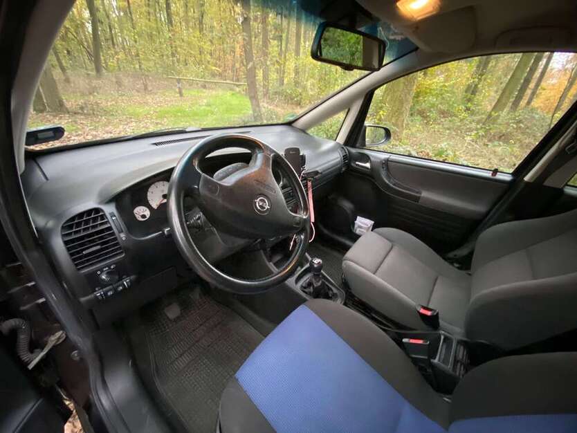 Opel Zafira 168.000 km 2.300 € Langenselbold 60505