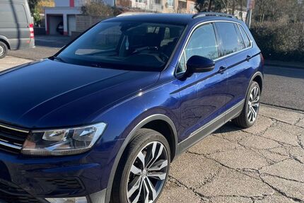 VW Tiguan 251.000 km 15.100 € Nauheim 64569