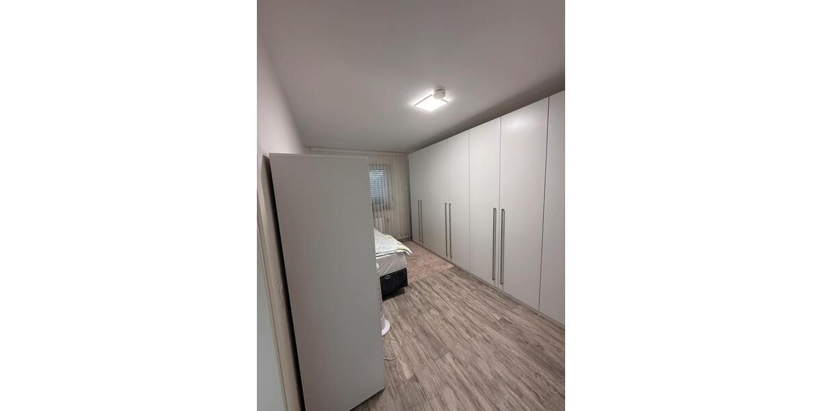 Dachgeschoßwohnung Offenbach am Main - 4 Zimmer, 94 m&sup2;, 400.000&euro; | Angebot:26781202
