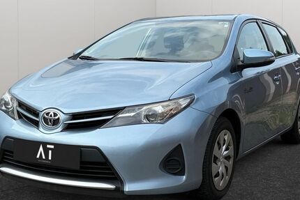 Toyota Auris 72.965 km 8.490 € Frankfurt am Main 65929