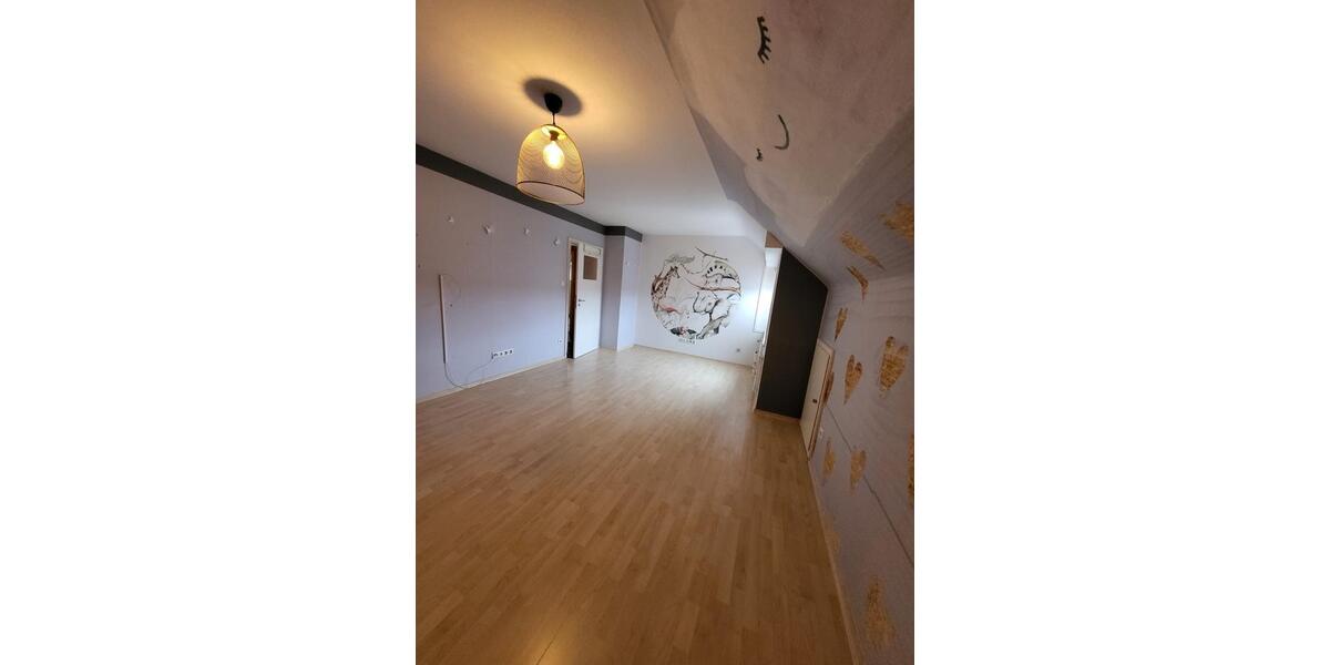 Reihenhaus Frankfurt am Main Sachsenhausen Süd - 5 Zimmer, 110 m&sup2;, 225.000&euro; | Angebot:25987425